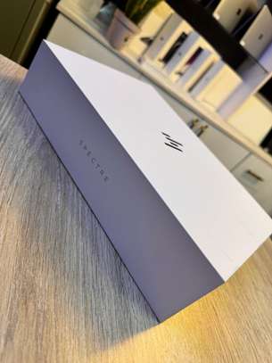 Hp spectre 14 core Ultra 7 15H processor sealed image 3
