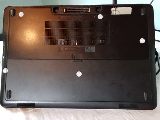 DELL LATITUDE E7240 STRONG Core-i7 good condition. image 9