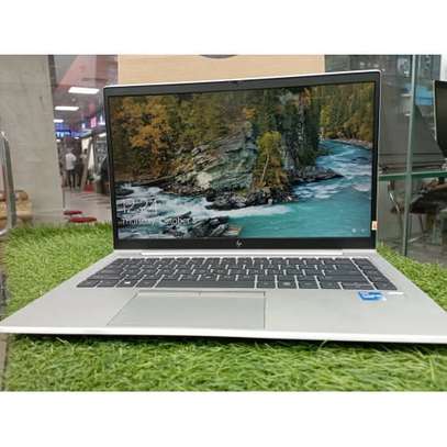 hp elitebook 840g8 core i5,8gb,256,11th gen image 8
