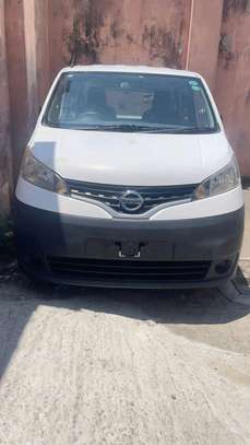 Nissan NV200 White Compact Cargo Van Fuel Efficient image 7
