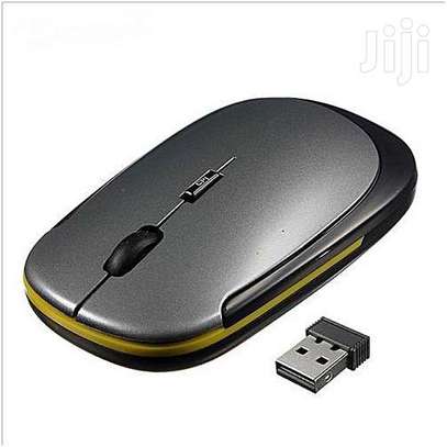 Hp Wireless Flat mouse image 1
