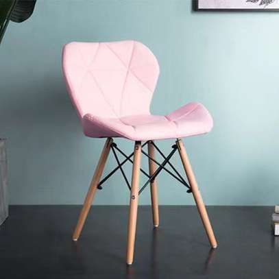 Dining Chair; Padded Dining Chair in Suneka image 5
