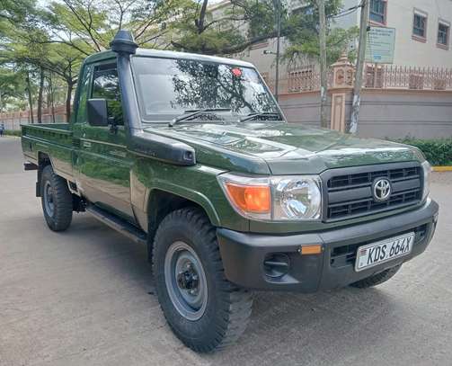 Toyota j79 image 6
