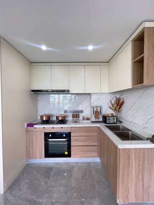 2 Bed Apartment with En Suite in Lavington image 9