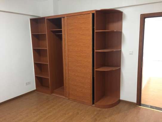 3 Bedroom apartment for rent in Kilimani image 12
