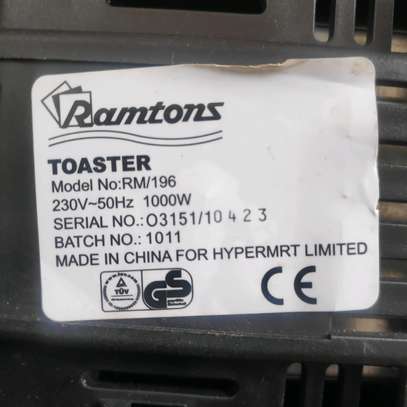 Ramtons Stainless Steel Toaster image 3