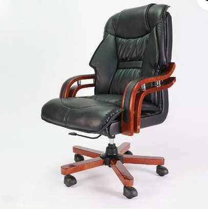Executive Boss Chair image 2