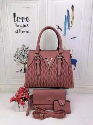 MEDIUM LADIES HANDBAGS image 3