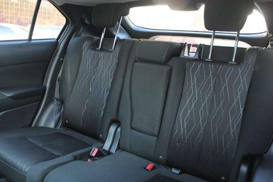 Mitsubishi Eclipse Cross SUV Alloys Sunroof 2018 30,000 Kms image 13