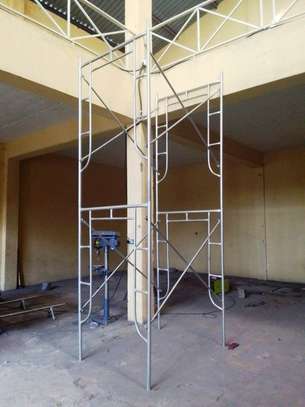 Scaffolding ladder image 2