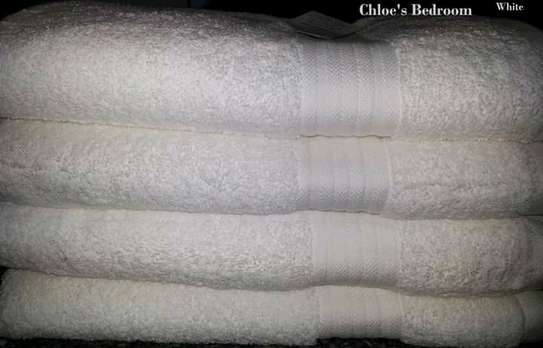 BEAUTIFUL PLAIN WHITE TOWELS image 2