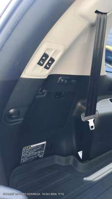 Toyota land cruiser Prado TX-L Diesel 2019 4wd image 11