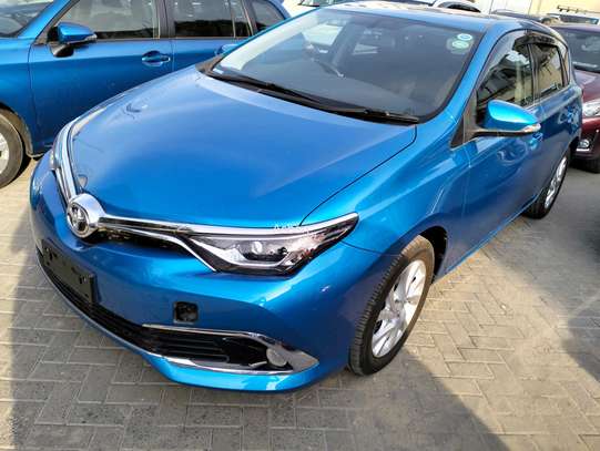 Toyota Auris mileage 7000kms only image 2