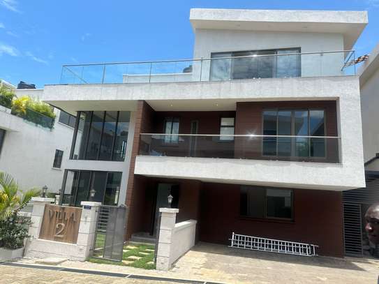 4 Bed Villa with En Suite at 9 Ring Rod image 1