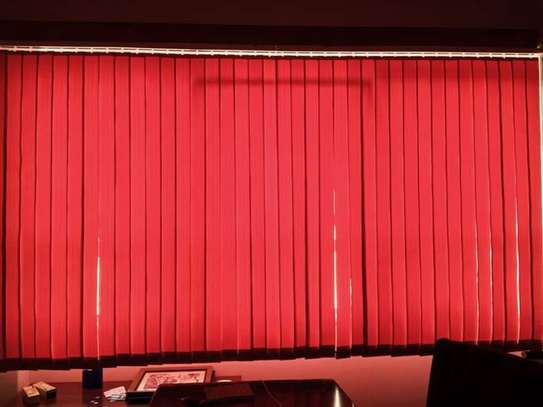 VERTICAL CLASSY OFFICE BLINDS image 3