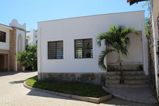 Land in Shanzu image 5