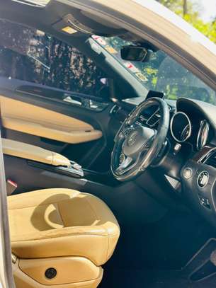 MERCEDES BENZ GLE 350 image 6