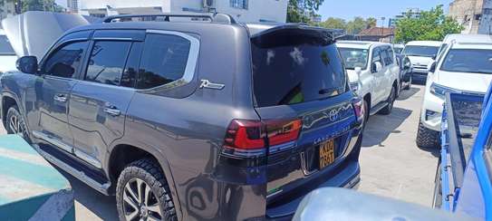 Toyota land Cruiser VZR Diesel engine 2016 image 13