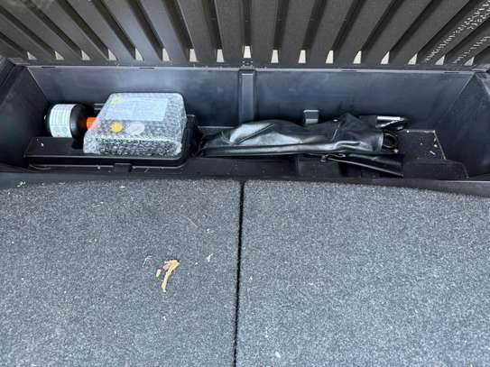 Toyota sienta new image 1