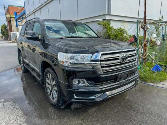 Toyota Land cruiser ZX V8 Black 2017 image 1