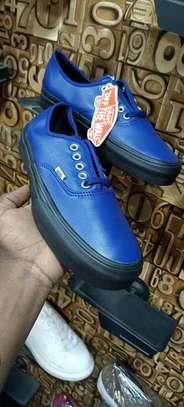 Vans off the wall
Soft leather
Sizes 38-45 image 2