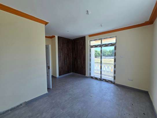 3 Bed Apartment with En Suite in Kizingo image 6