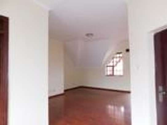 3 Bed Apartment with En Suite in Kiambu Road image 8