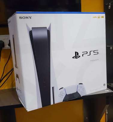 PS5 Standard Edition image 2