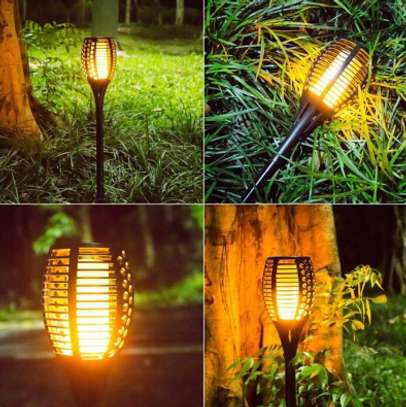 Best solar garden lights to illuminate your outdoor image 1