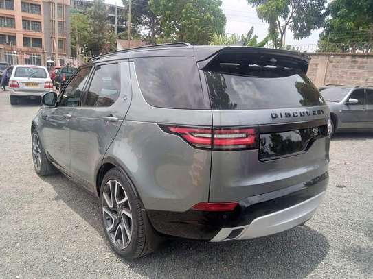 Range Rover Discovery 5 image 2