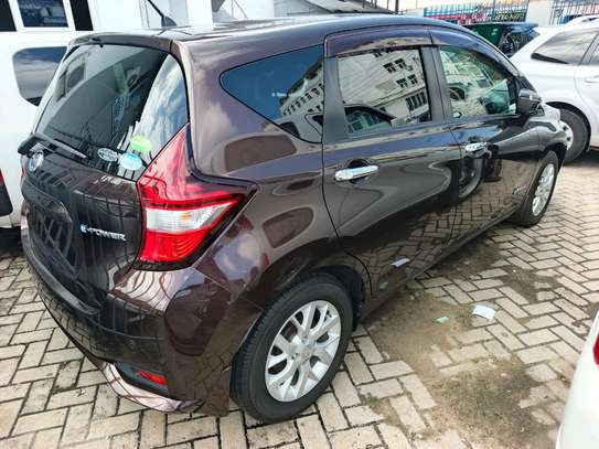 Nissan Note empower medalist image 6