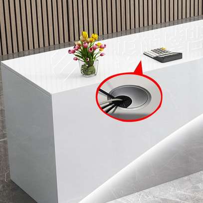 120cm White Reception Desk image 3