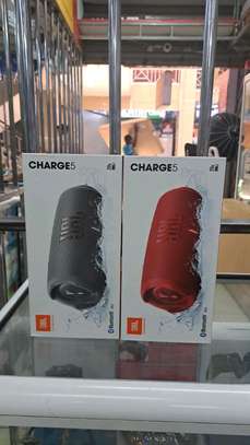 JBL charge 5 speaker image 1