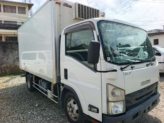 ISUZU NPR85 image 3