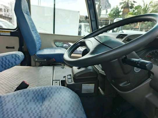 Mitsubishi Rosa automatic diesel image 5