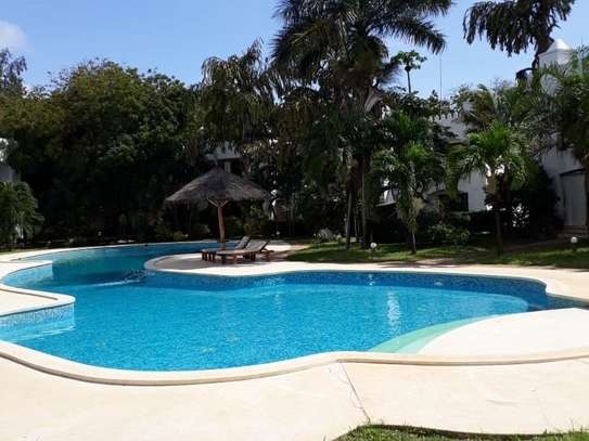 2 bedroom apartment for sale in Malindi image 1