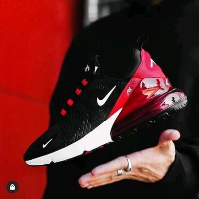 AIRMAX 270.......♨♨️

SIZE  40....44 image 1