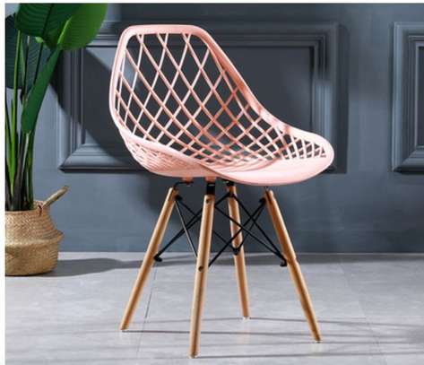 Dining Eames Mesh Chair image 7