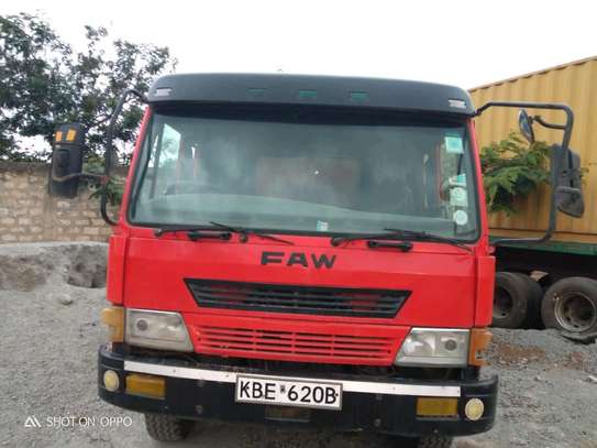 FAW tipper image 3