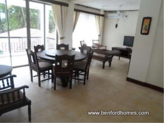 Serviced 2 Bed Apartment with En Suite at Malindi Road image 11