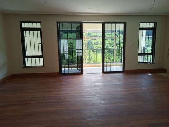 6 Bed House with En Suite in Lower Kabete image 2