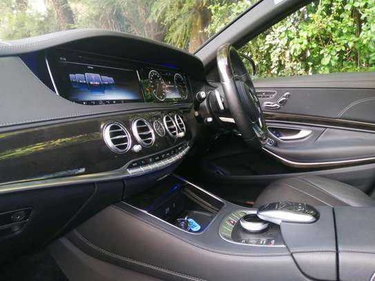 Mercedes Benz S400, 2016 model image 10