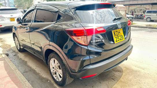 Honda vezel Non hybrid KDH image 12