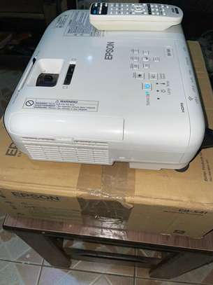 Epson EB-S41 Projector – 3,300 Lumens, Works Perfectly image 6