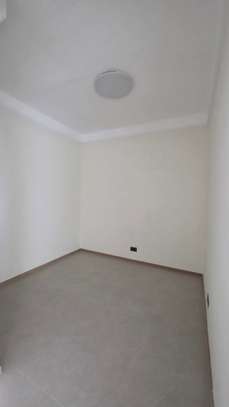 1 Bed Apartment with En Suite at Westlands image 5