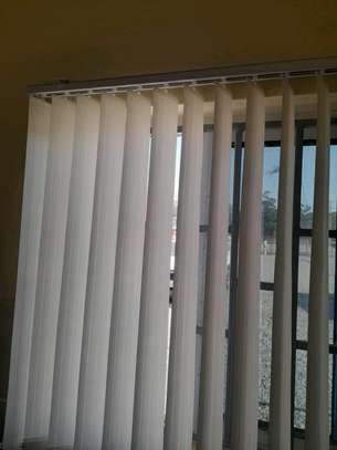 Vertical blinds (32) image 3
