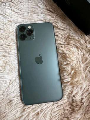 Apple iPhone 11 Pro Max | 512Gb | Green on Xmax Offer image 2