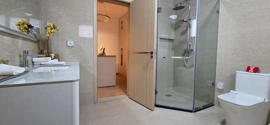 5 Bed Apartment with En Suite in Kilimani image 16