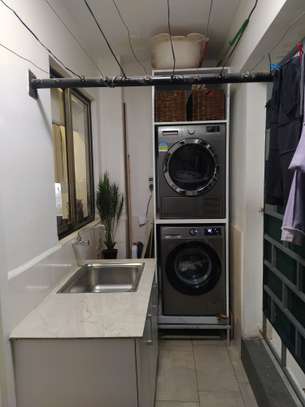 Serviced 3 Bed Apartment with En Suite at Othaya Road image 14