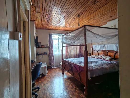 4 Bed Townhouse with En Suite at Near Boma Hotel image 12